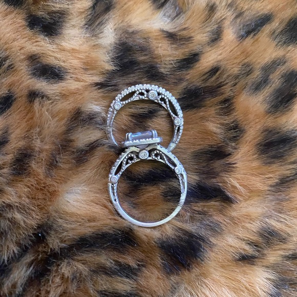 Sold!!!Wedding ring set - Picture 2 of 9